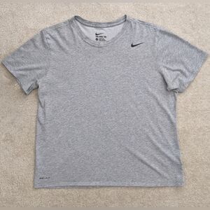 Nike DRI-FIT t-shirt large light gray